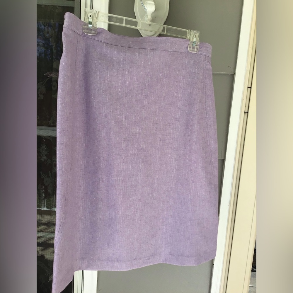 Alfred Dunner women's light purple Straight Skirt Size 16 LILAC EUC.